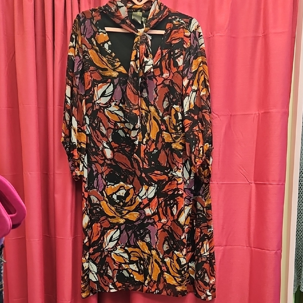 Abstract Leaf / Floral Print Dress with Neck Tie